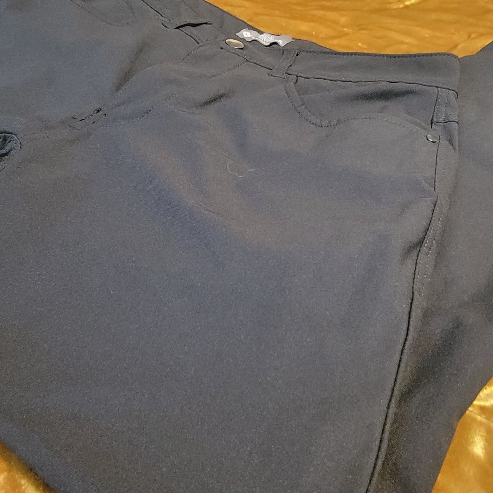 Benton Performance Pants - Picture 3 of 4